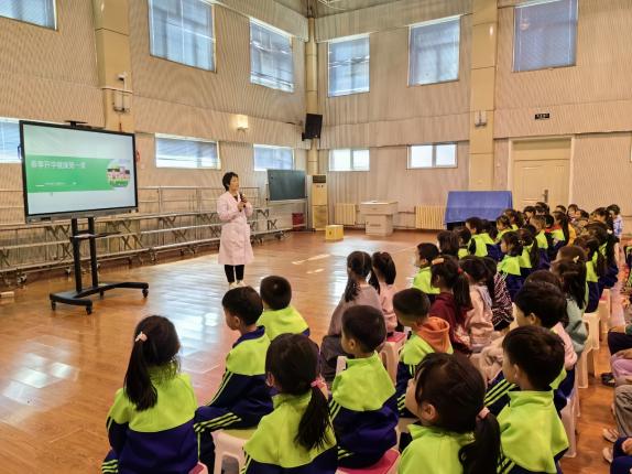 医校携手 共护健康